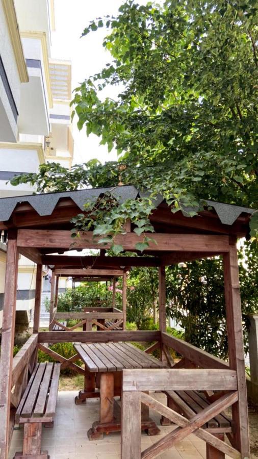 Migi Residence ดูร์เรส ภายนอก รูปภาพ