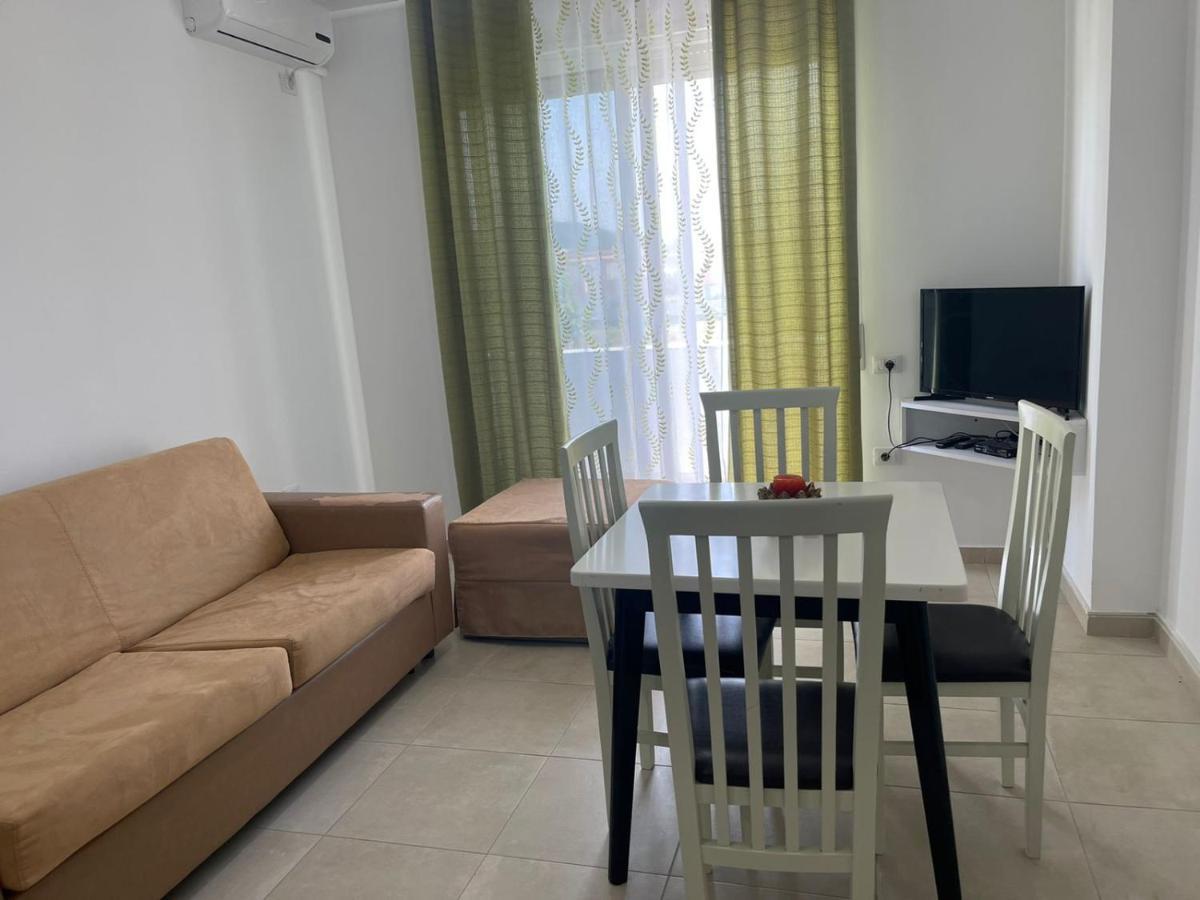 Migi Residence ดูร์เรส ภายนอก รูปภาพ