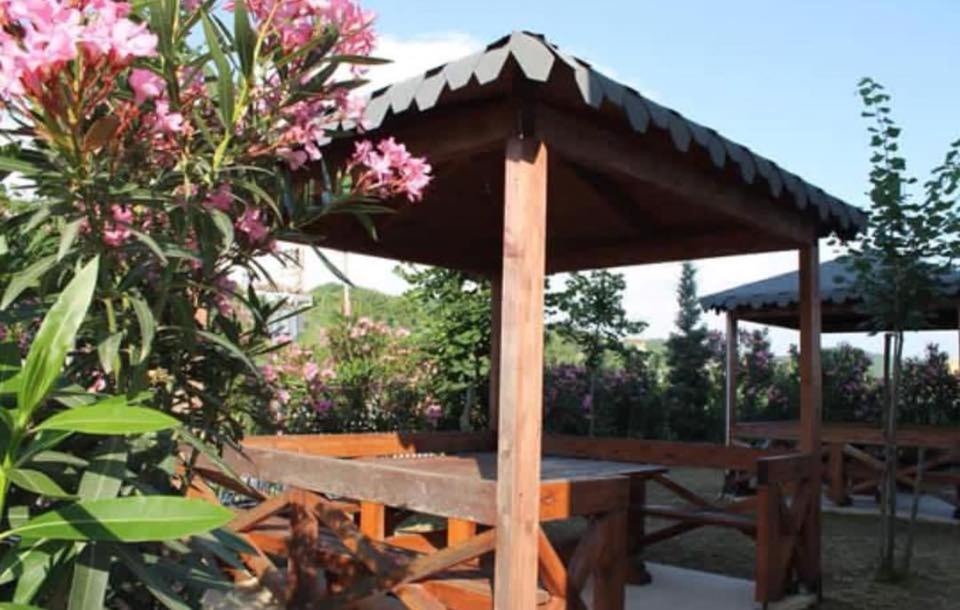 Migi Residence ดูร์เรส ภายนอก รูปภาพ