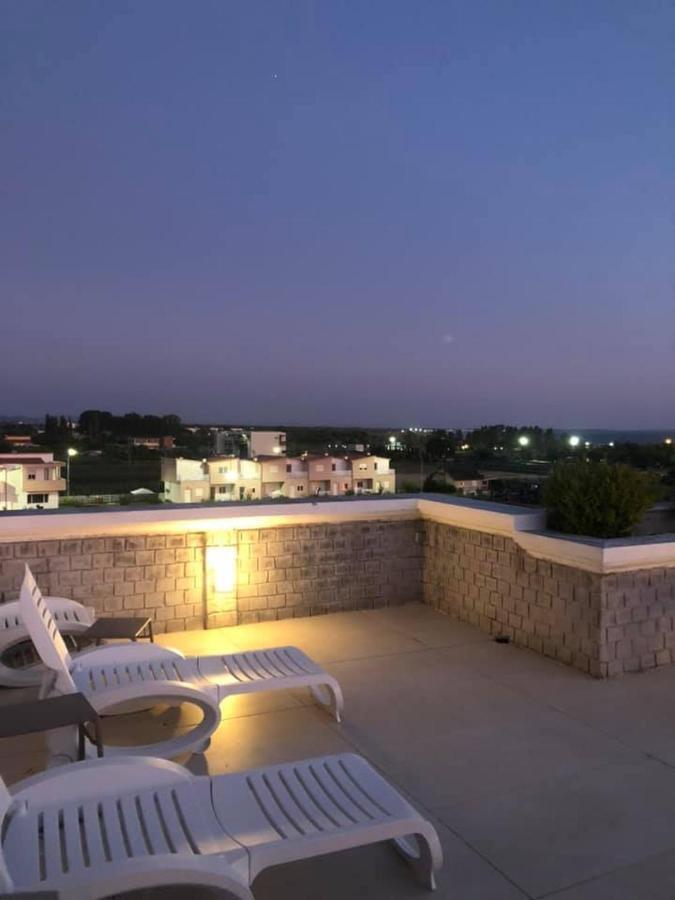 Migi Residence ดูร์เรส ภายนอก รูปภาพ